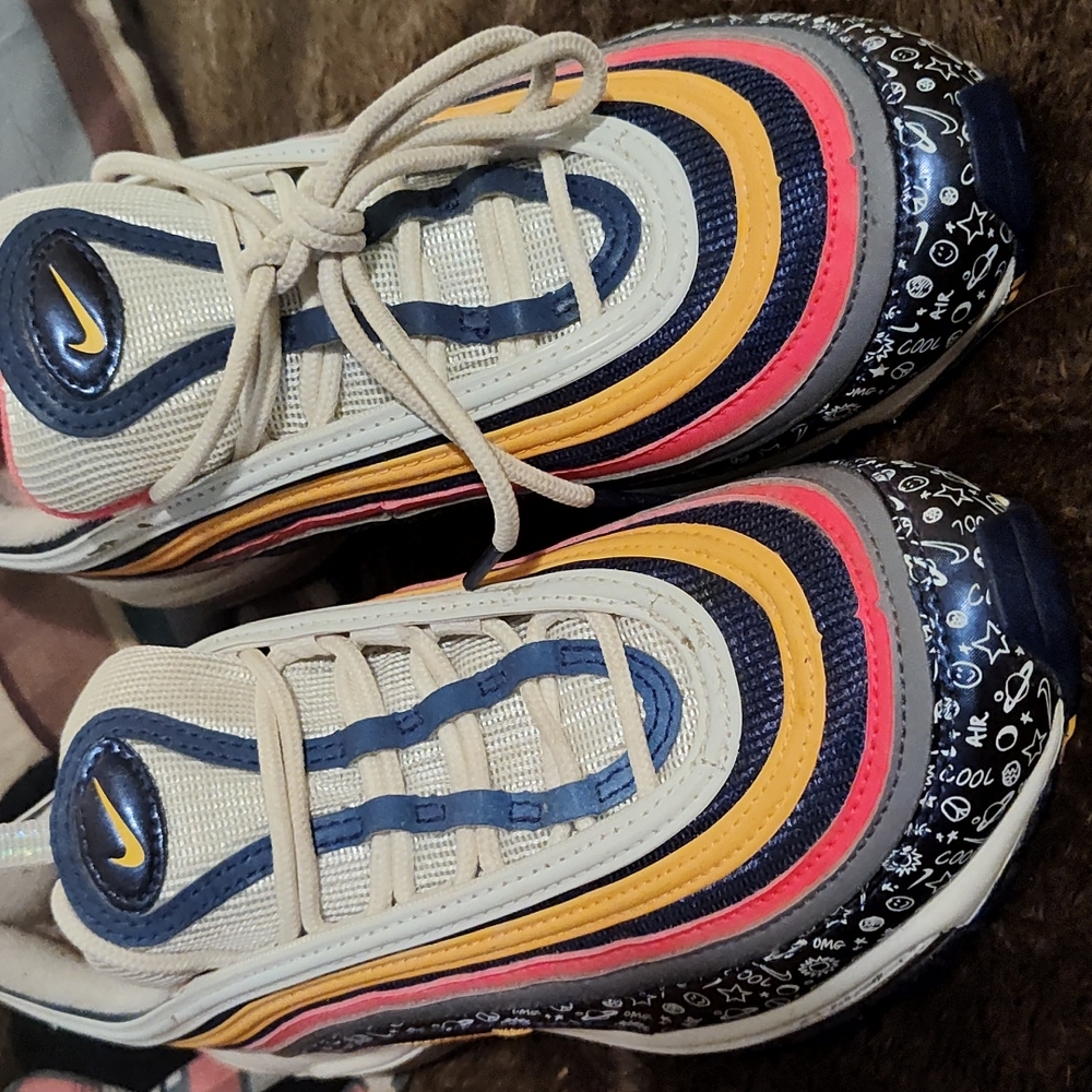 Air max sneakers